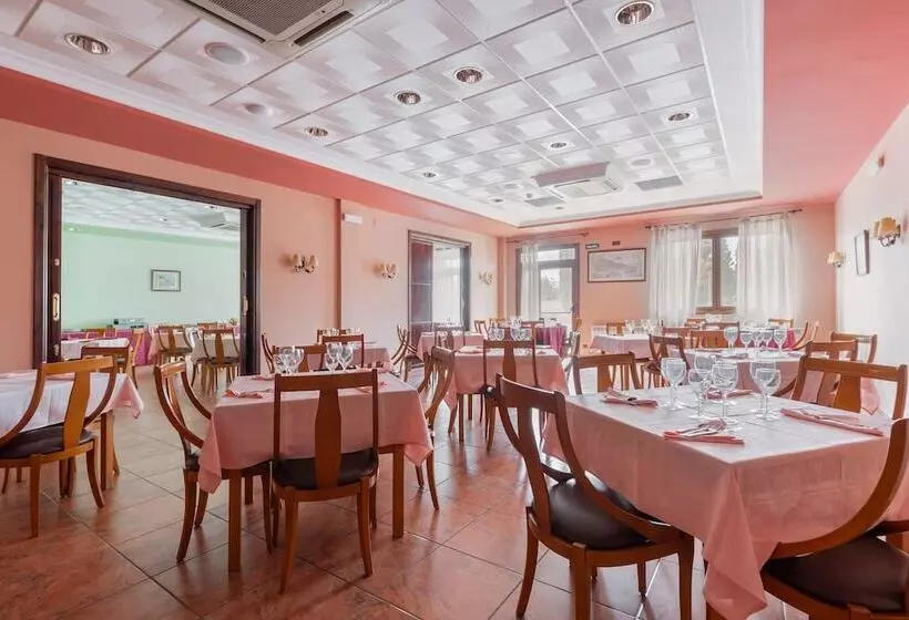 Hotelli Puerta De Javalambre