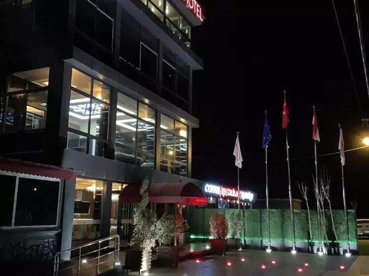 هاستل Mardiva Otel