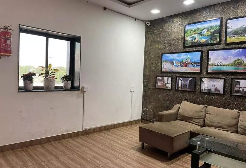 Hotelli Sukoon Pearl Inn