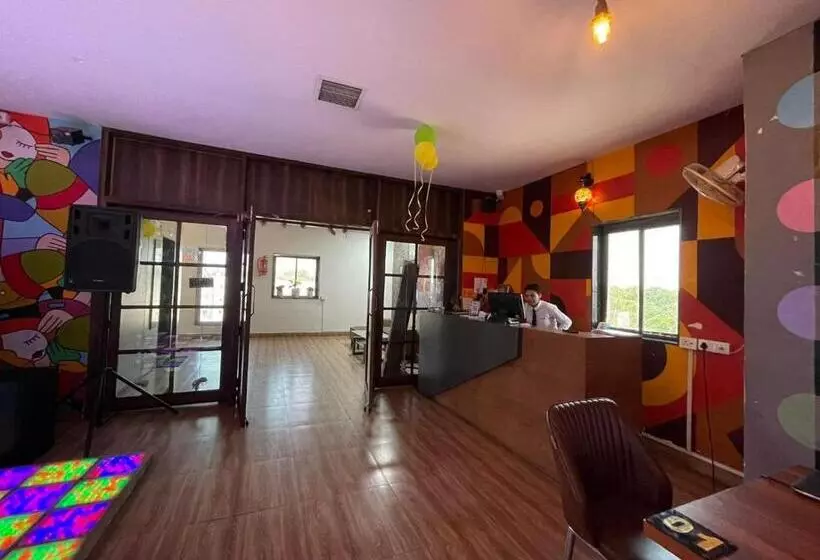 Hotelli Sukoon Pearl Inn