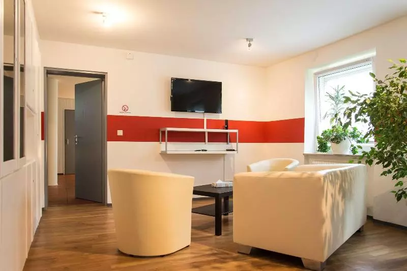 1, 2, Sleep Hostel Nürnberg Messe