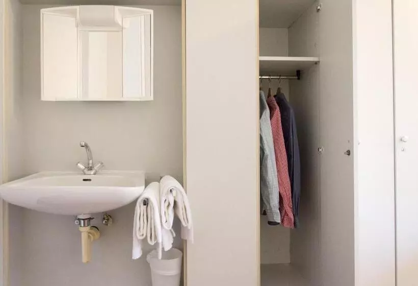 1, 2, Sleep Hostel Nürnberg Messe