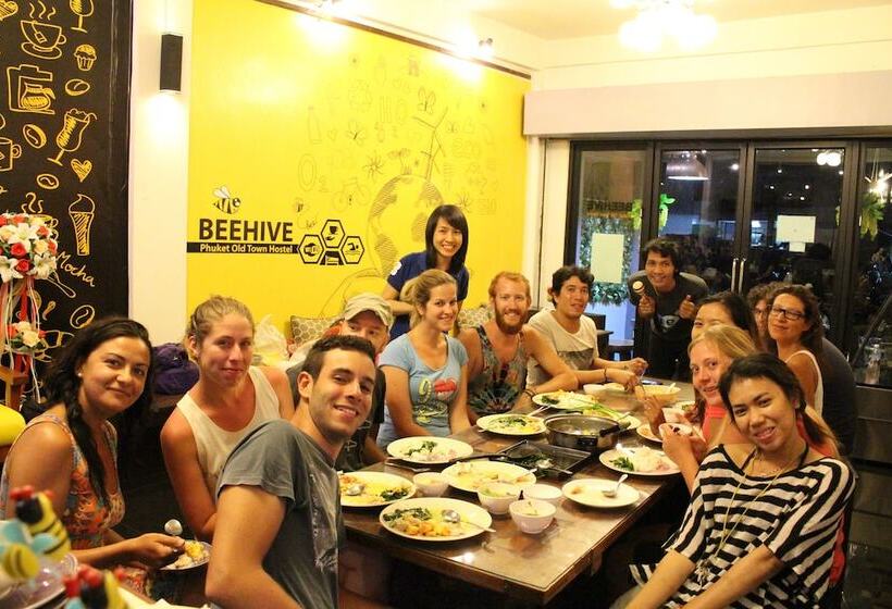 Beehive Phuket Oldtown Hostel