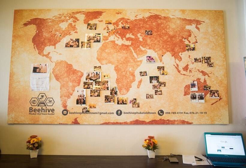 Beehive Phuket Oldtown Hostel