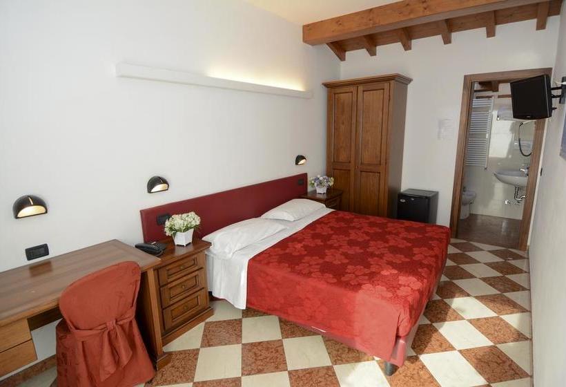 فندق A Casa Dei Gonzaga