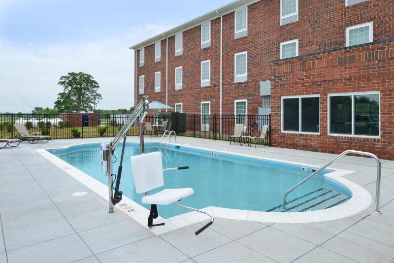 ホテル Appomattox Inn And Suites