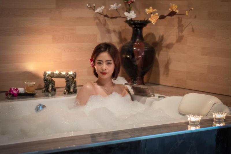 فندق Chabana Resort Bang Tao Beach Phuket  Sha Extra Plus