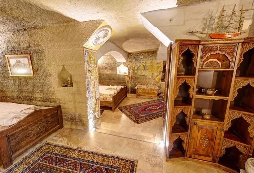 هتل Chelebi Cave Suites Plus 6 Years Old