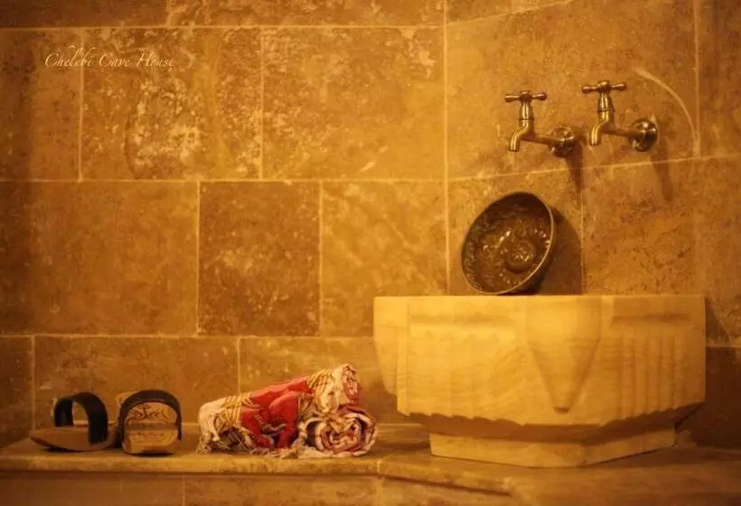 هتل Chelebi Cave Suites Plus 6 Years Old