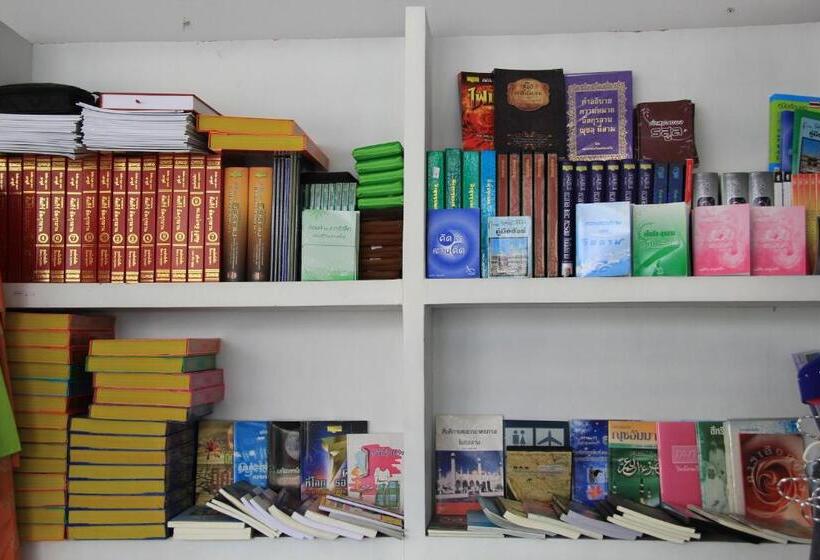 ホテル Dinar Lodge