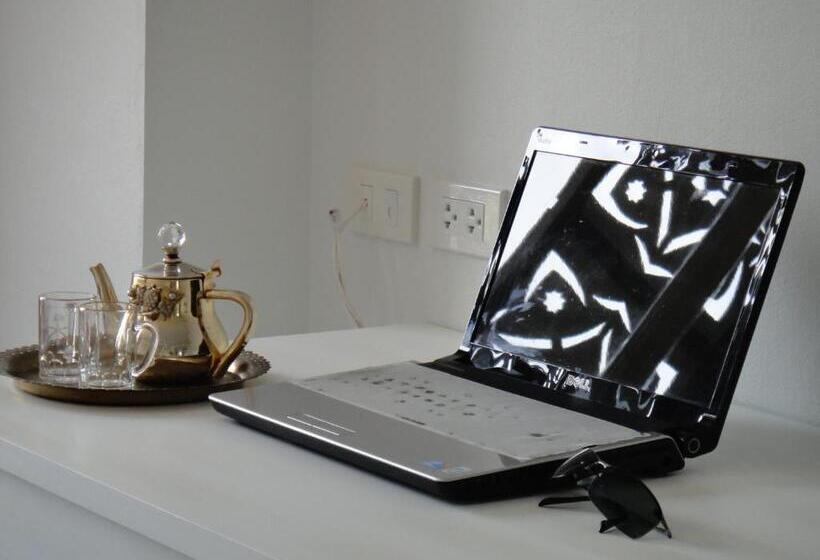 ホテル Dinar Lodge