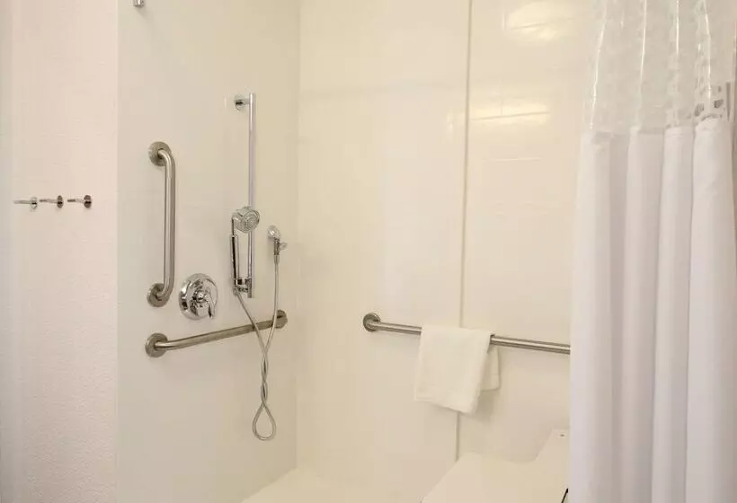 호텔 Hampton Inn Suffolk