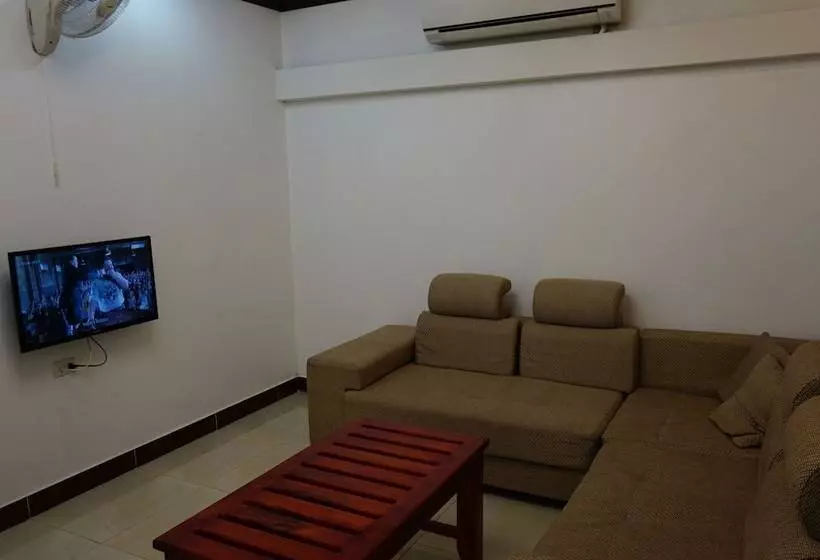 בית מלון כפרי Khamsaner