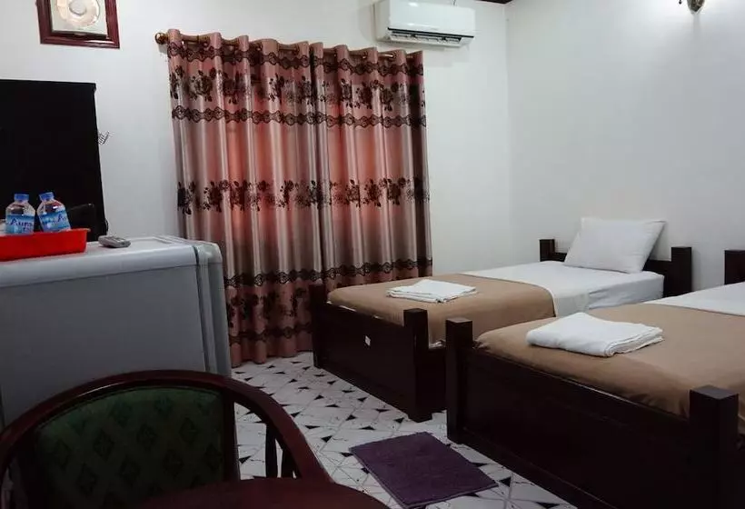 בית מלון כפרי Khamsaner