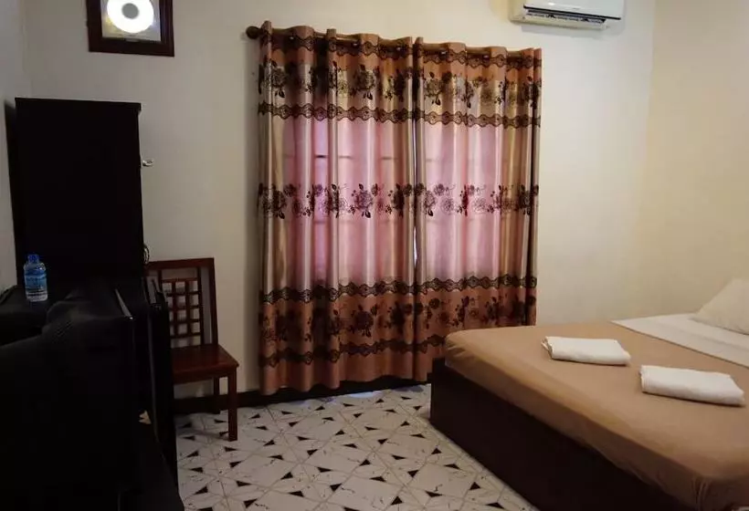 בית מלון כפרי Khamsaner