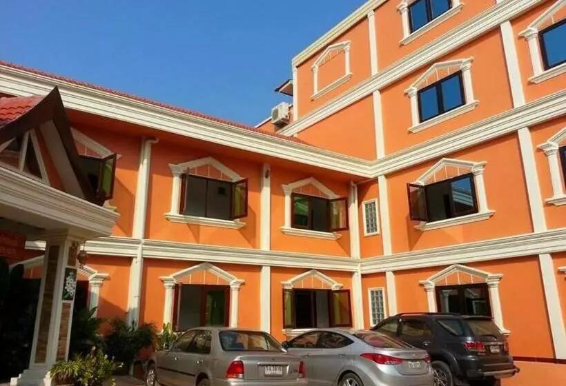 בית מלון כפרי Khamsaner