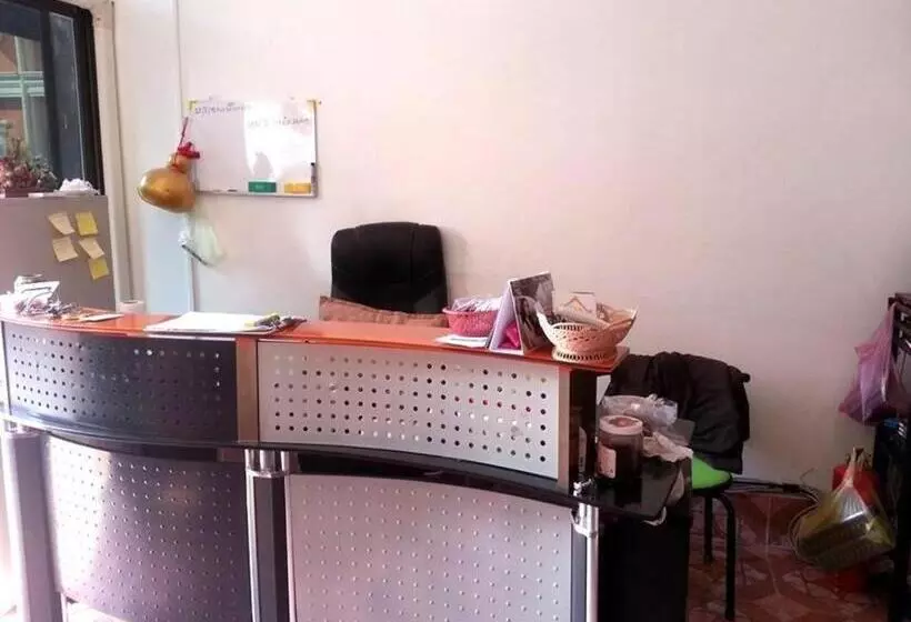 בית מלון כפרי Khamsaner