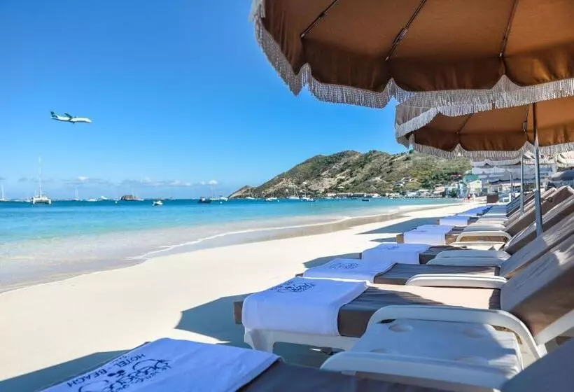 Le Temps Des Cerises Hotel Beach