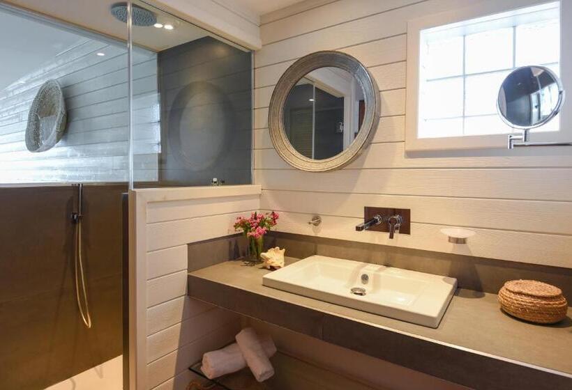 Le Temps Des Cerises Hotel Beach