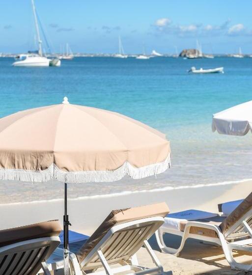 Le Temps Des Cerises Hotel Beach