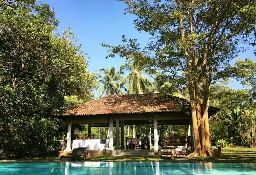 Hotell Nisala Arana Boutique