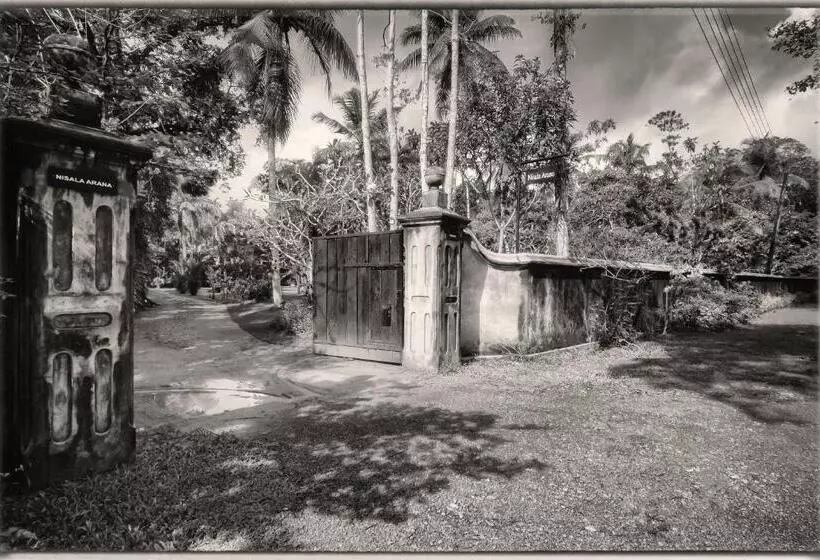 Hotell Nisala Arana Boutique