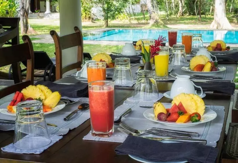 Hotell Nisala Arana Boutique