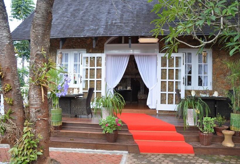 هتل Royal Kalaw Hills Resort