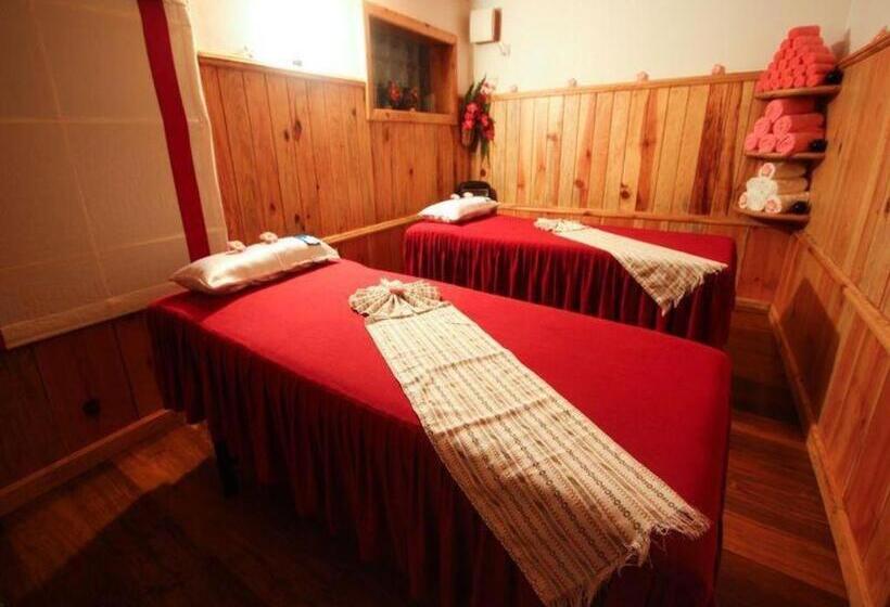 هتل Royal Kalaw Hills Resort