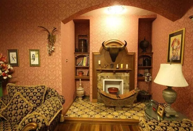 هتل Royal Kalaw Hills Resort