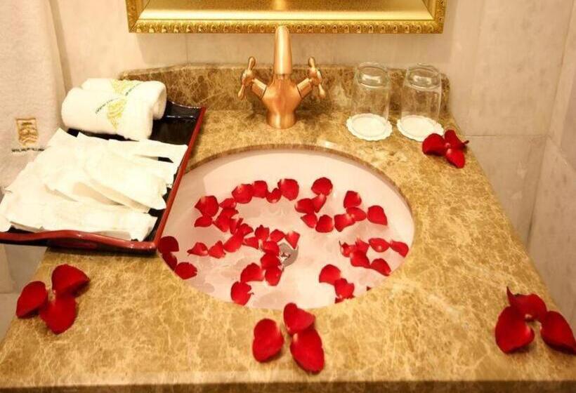 هتل Royal Kalaw Hills Resort