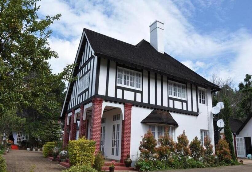 هتل Royal Kalaw Hills Resort