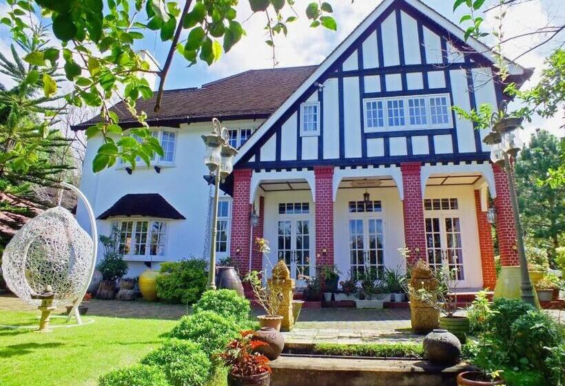 هتل Royal Kalaw Hills Resort