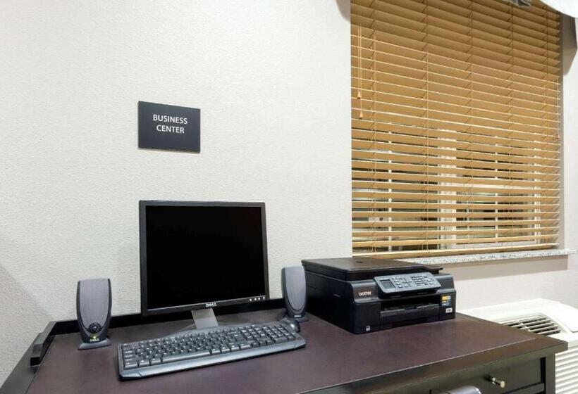 فندق Super 8 By Wyndham Colorado City