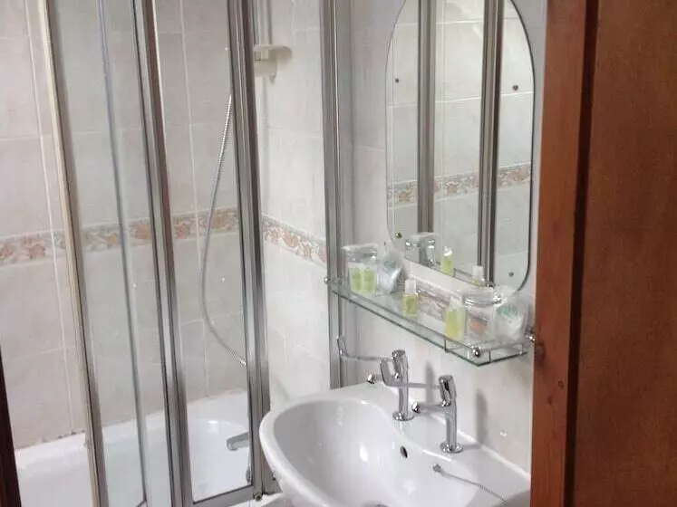 호텔 The Glan Yr Afon Inn