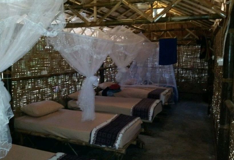 Jackie Bamboo House - Hostel