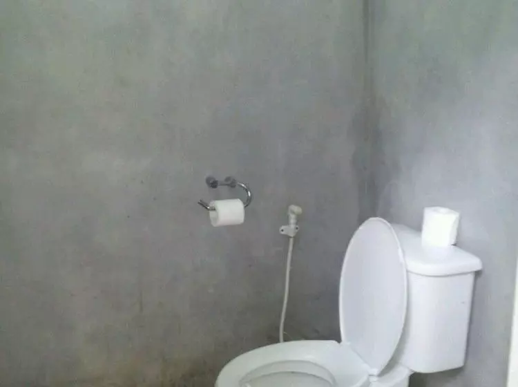 Jackie Bamboo House - Hostel