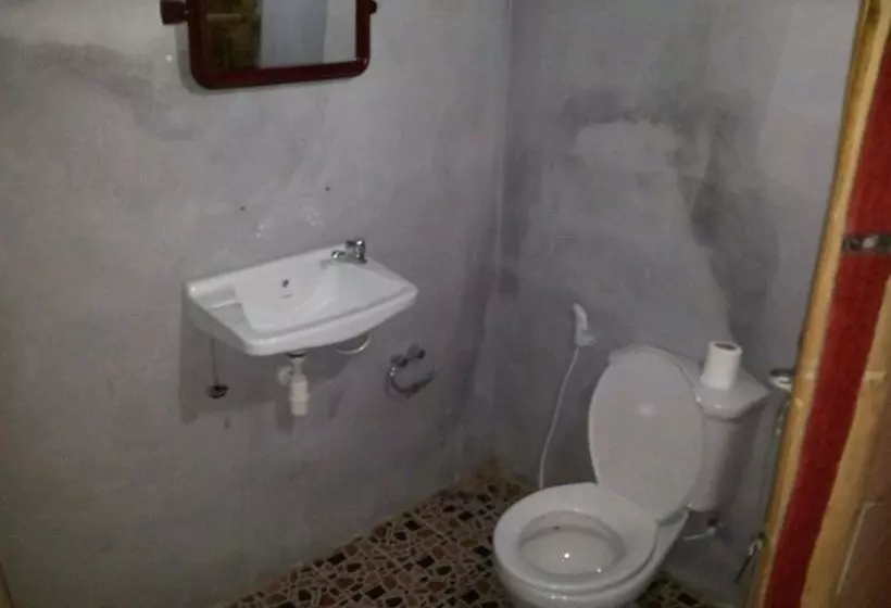 Jackie Bamboo House - Hostel