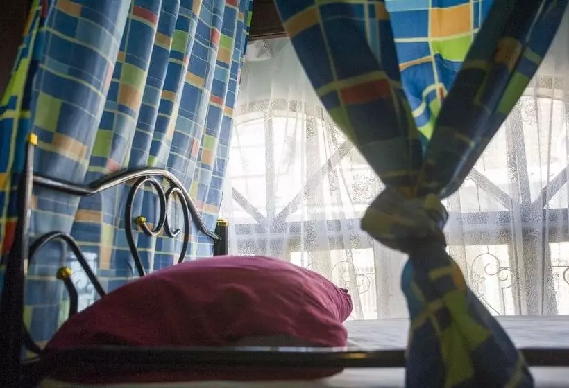 Mad Cow Hostel Silom