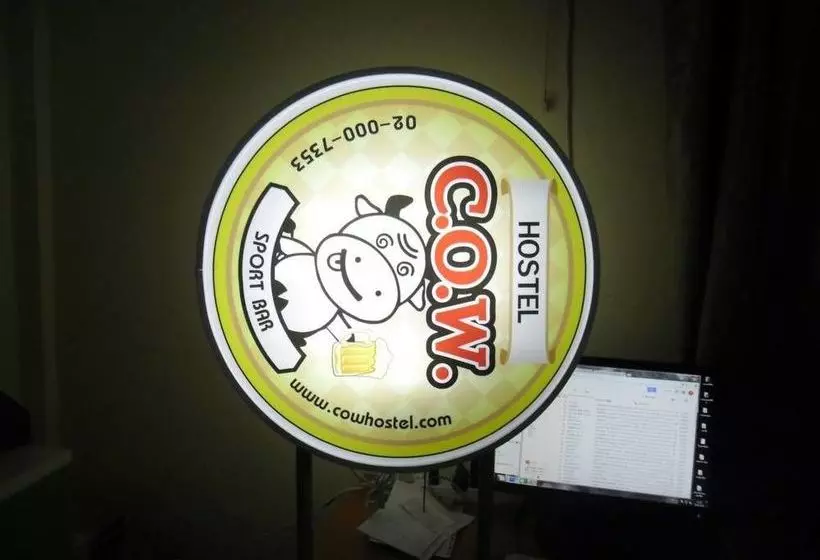 Mad Cow Hostel Silom