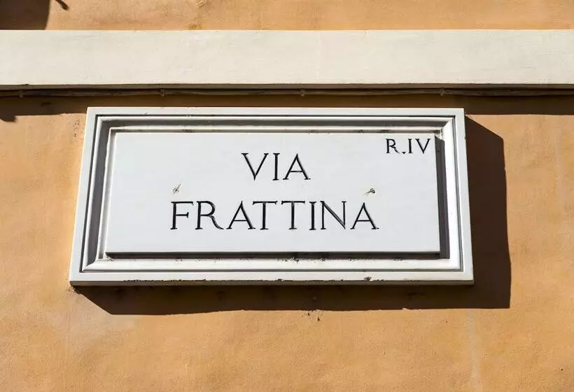پانسیون Rome Frattina27