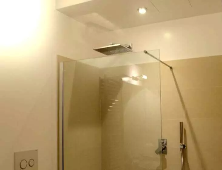 پانسیون Rome Frattina27