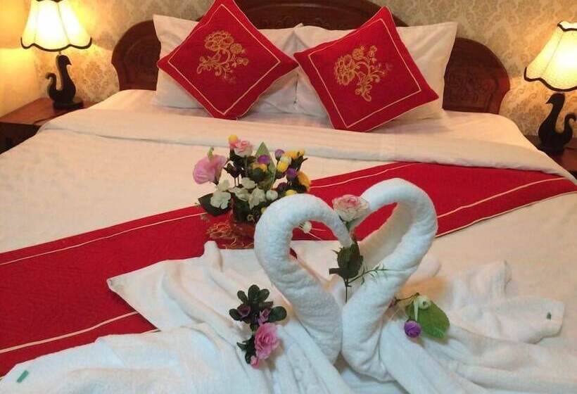 پانسیون Soutikone Place House 2