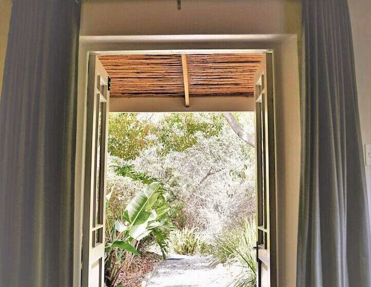 ペンション Swellendam Country Lodge  Guest House  B&b