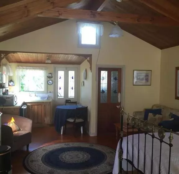 住宿加早餐 Braeside Garden Cottages