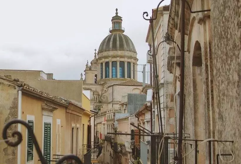 تختخواب و صبحانه Giardino Sul Duomo
