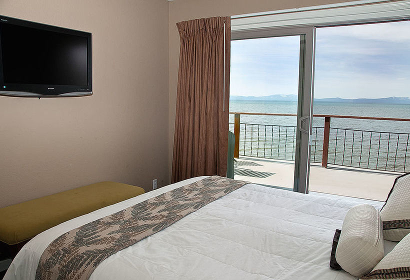 فندق Beachcomber Inn