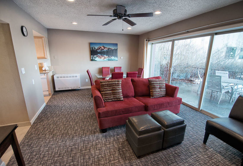 فندق Beachcomber Inn