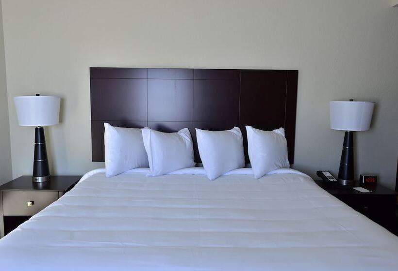 Szálloda Cobblestone Inn & Suites Holstein