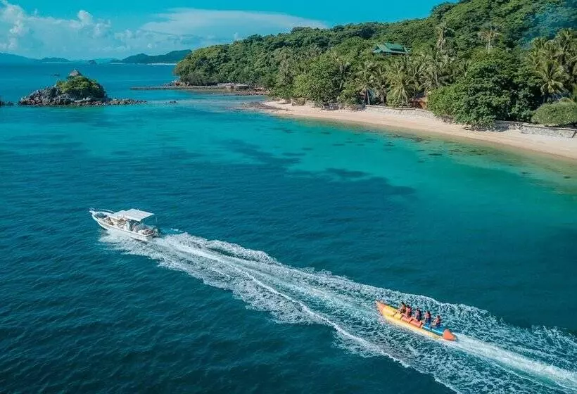 Отель Flower Island Resort